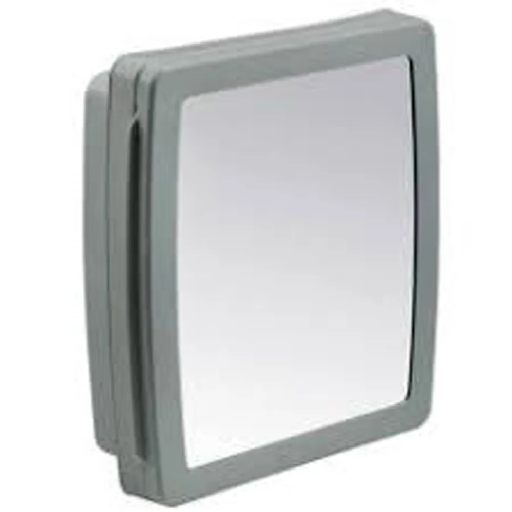 ARMARIO WC PLAST CZ IN BRASIL